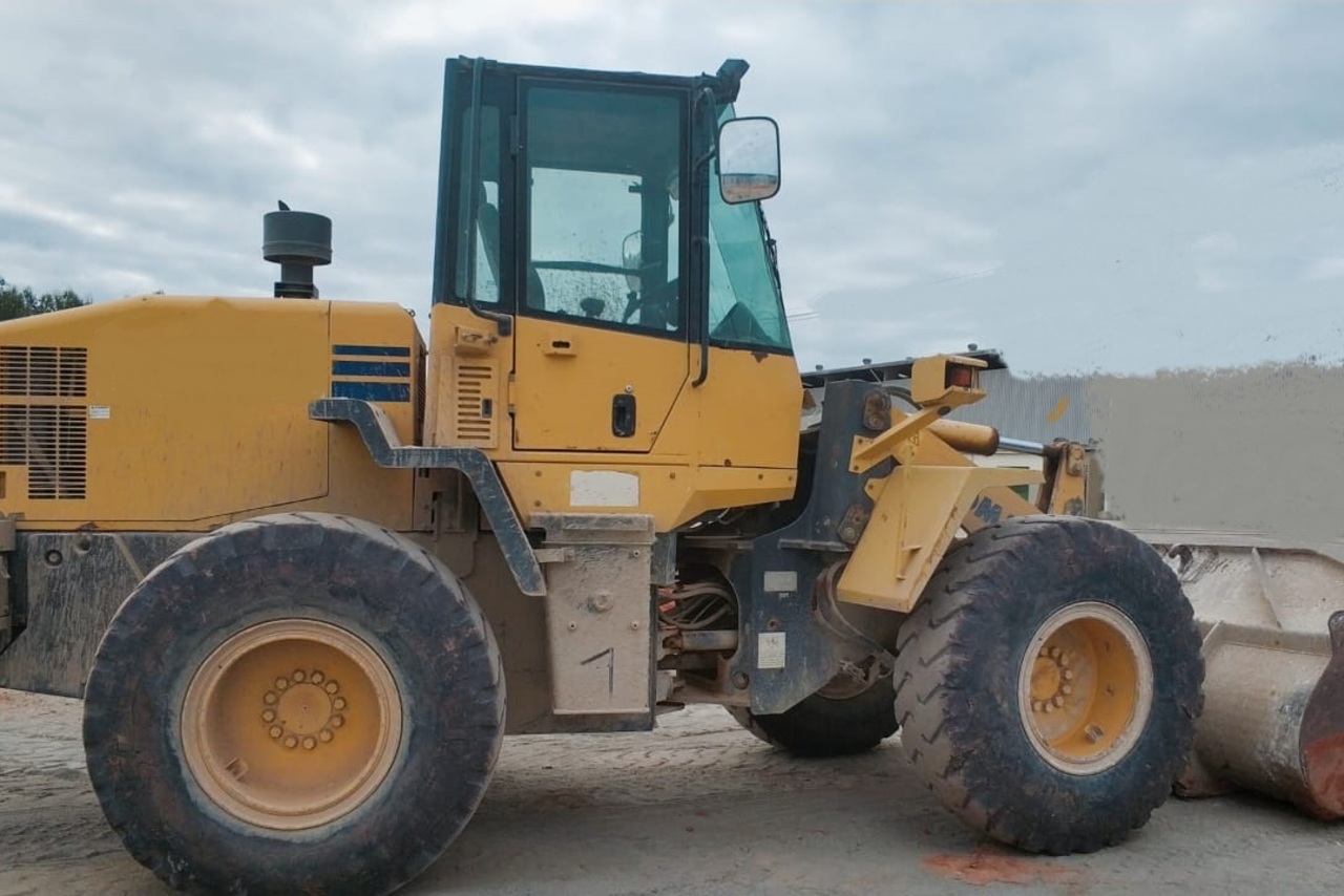 Komatsu WA200 - 11/11 4