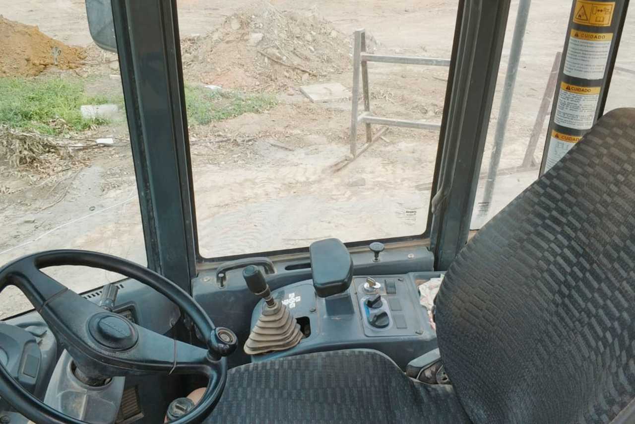 Komatsu WA200 - 11/11 10