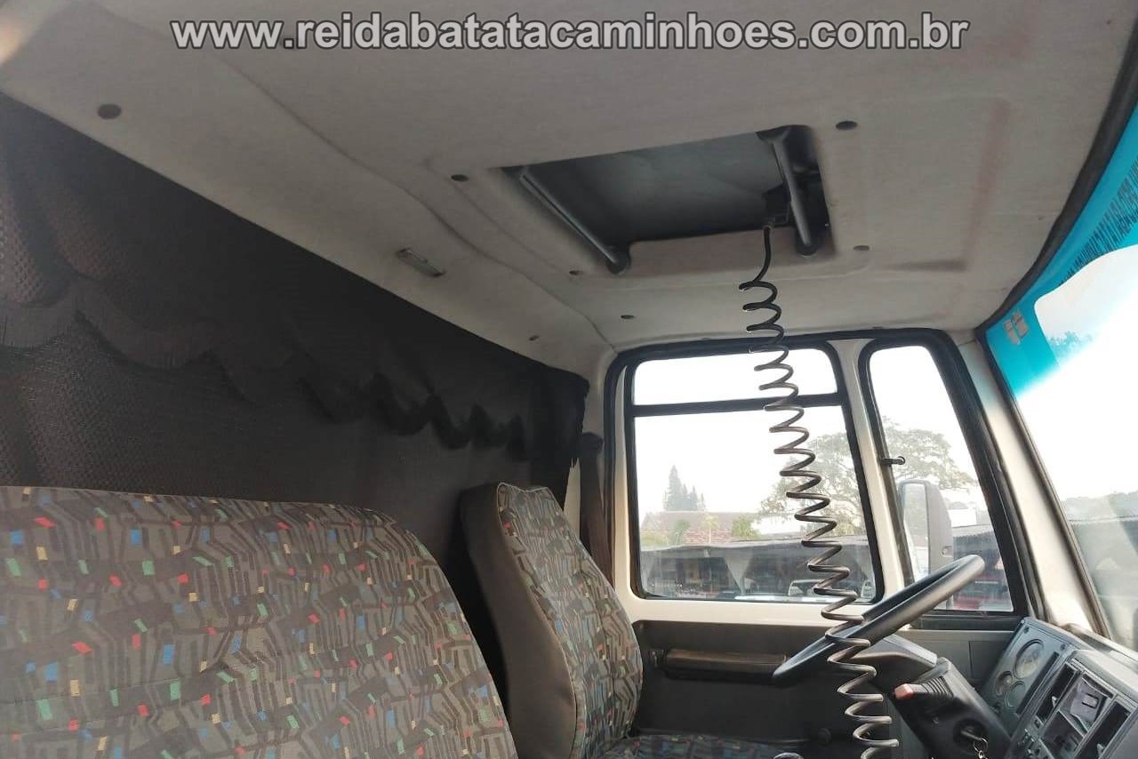 Ford Cargo1317 - 04/04 20