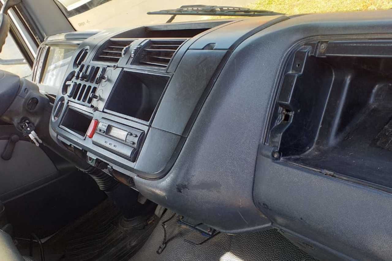 Mercedes Benz MB 1718 - 06/06 3