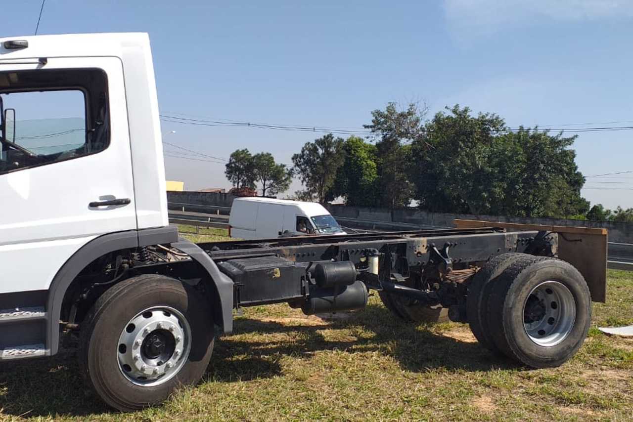 Mercedes Benz MB 1718 - 06/06 15