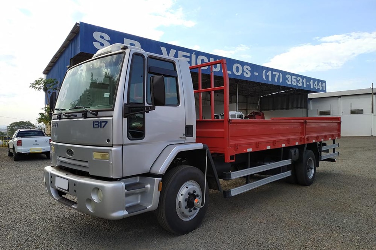 Ford Cargo1317 - 06/06 4