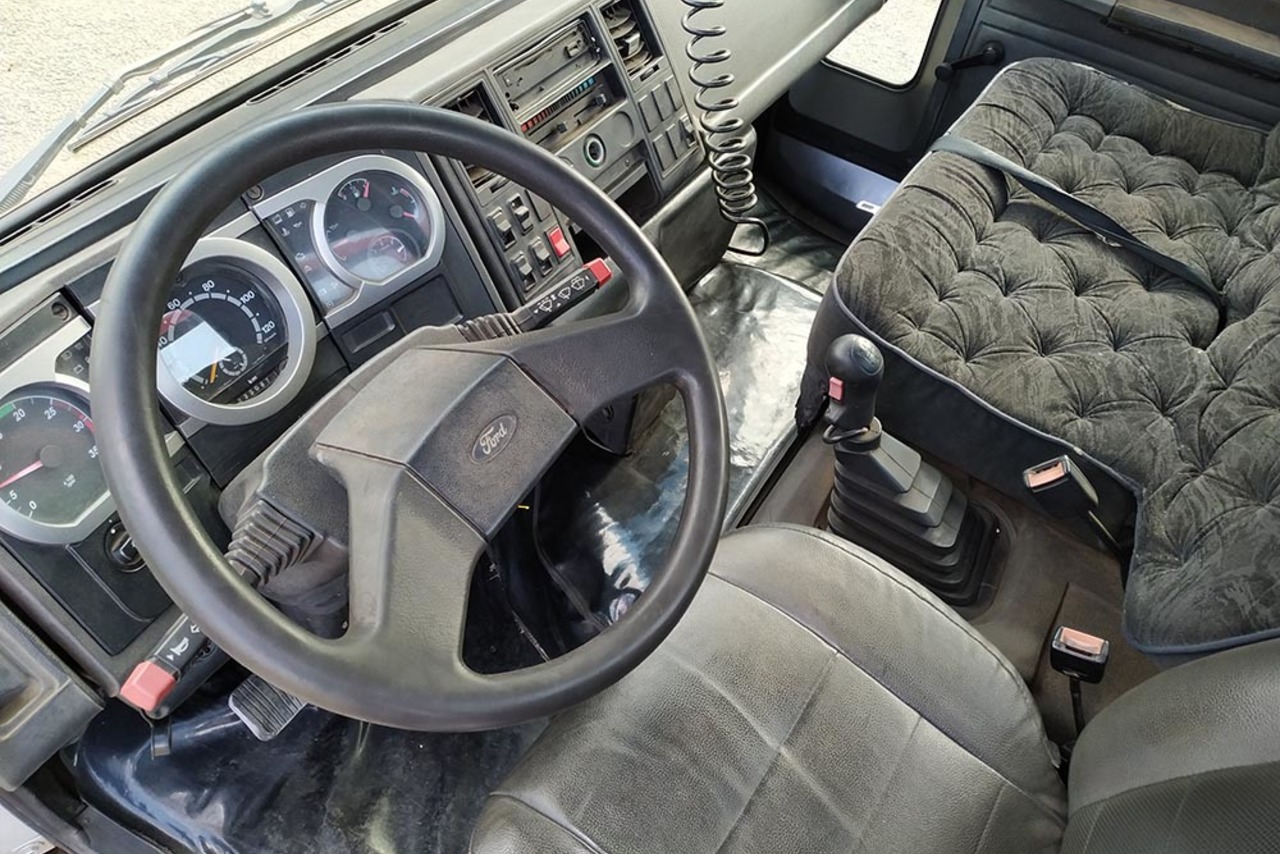 Ford Cargo1317 - 06/06 6