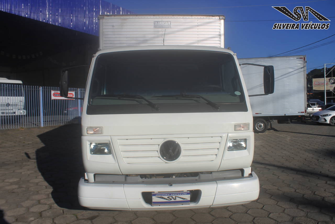 Volkswagen 8 150 - 04/04 2