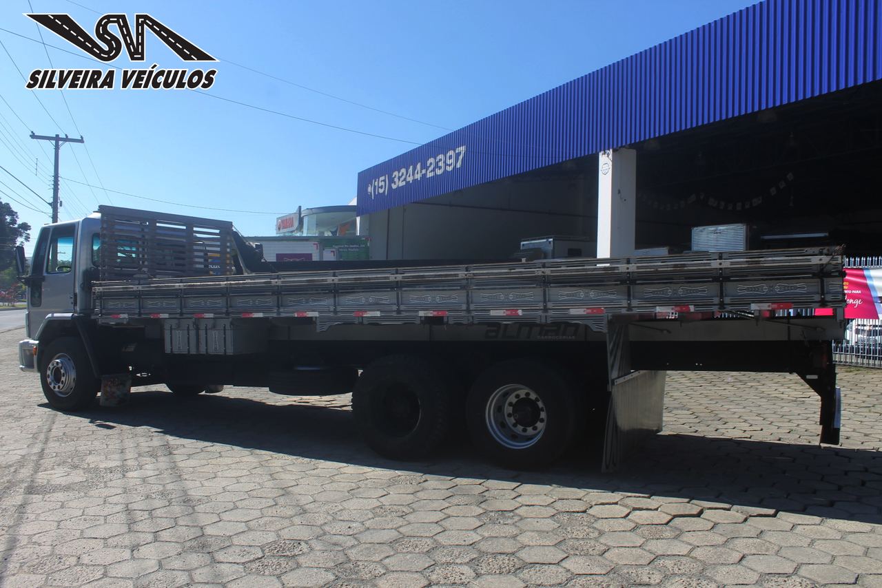 Ford Cargo2428 - 07/08 4