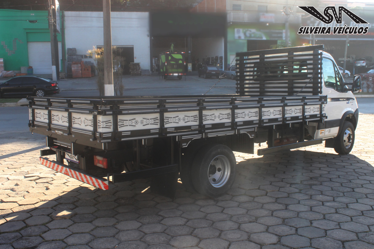Iveco Daily 70C17 - 12/13 4