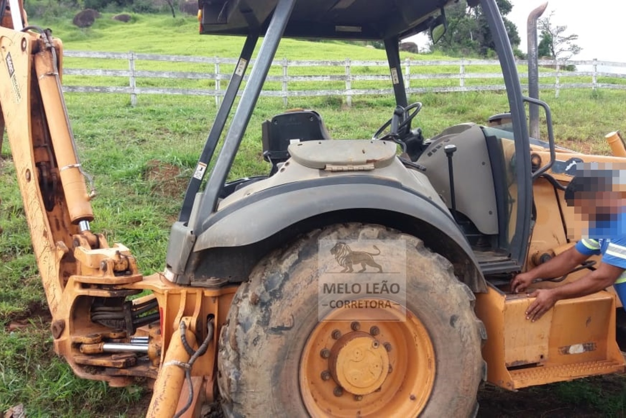 Case 580M - 11/11 10