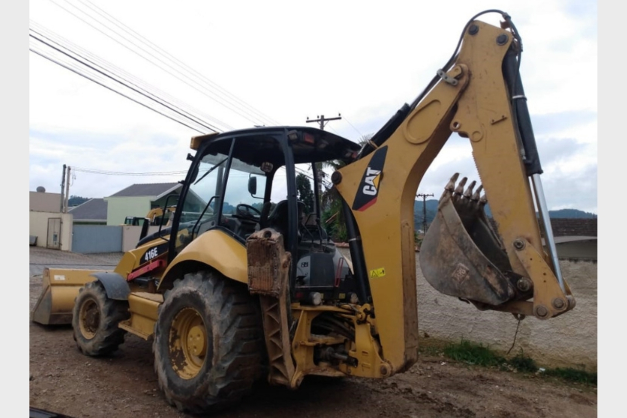 Caterpillar 416E - 15 4