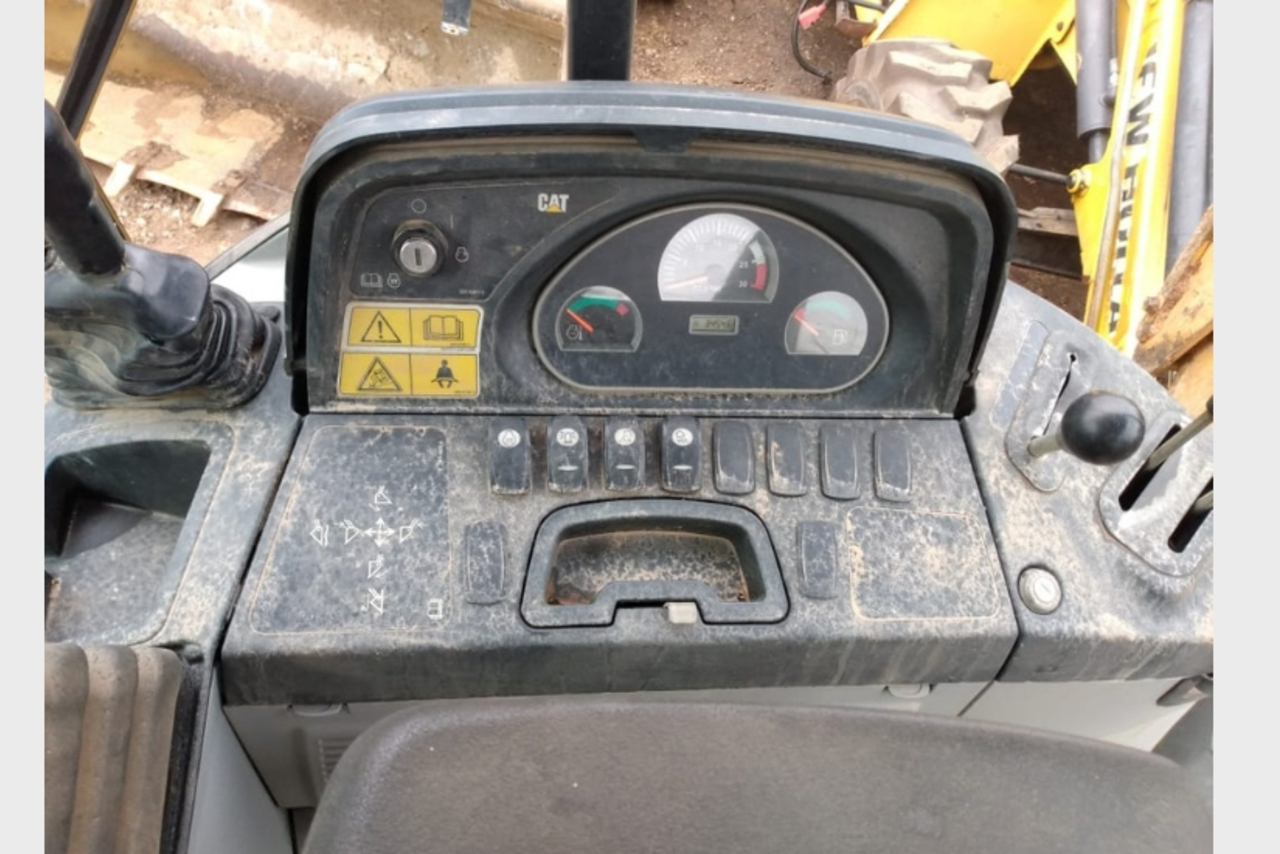 Caterpillar 416E - 15 12