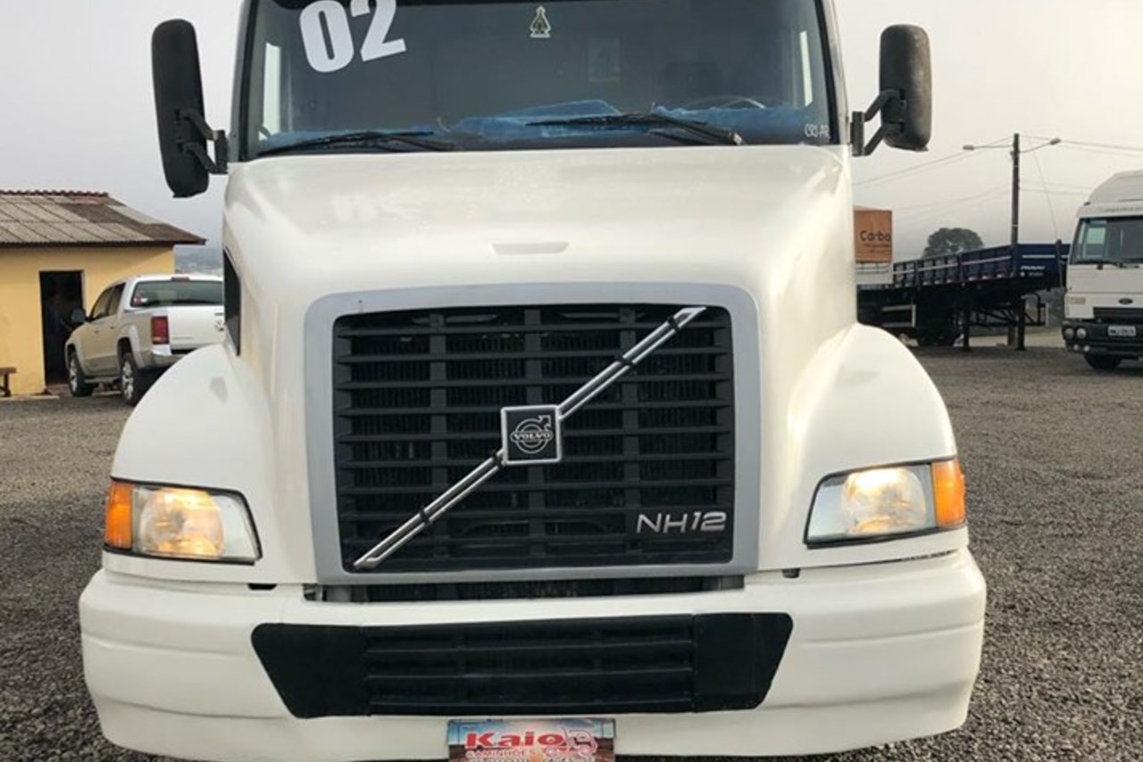 Volvo NH12 420 - 02/02 3