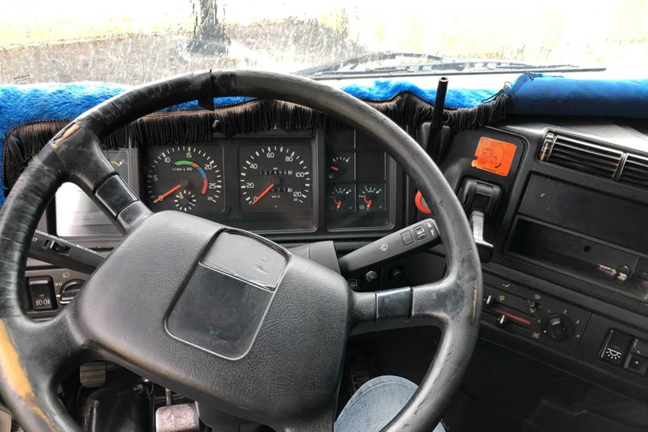 Volvo NH12 420 - 02/02 18