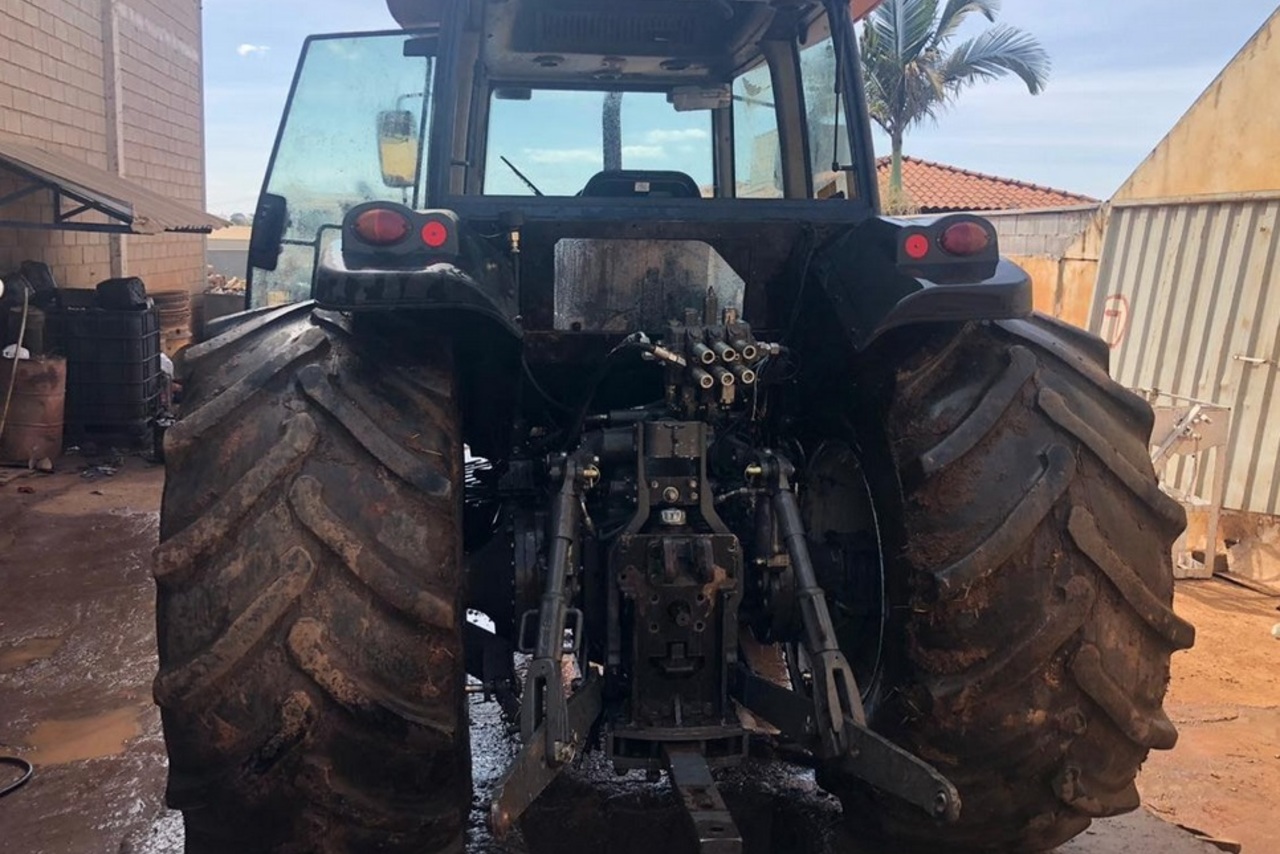 Valtra BH 185 - 11/11 2