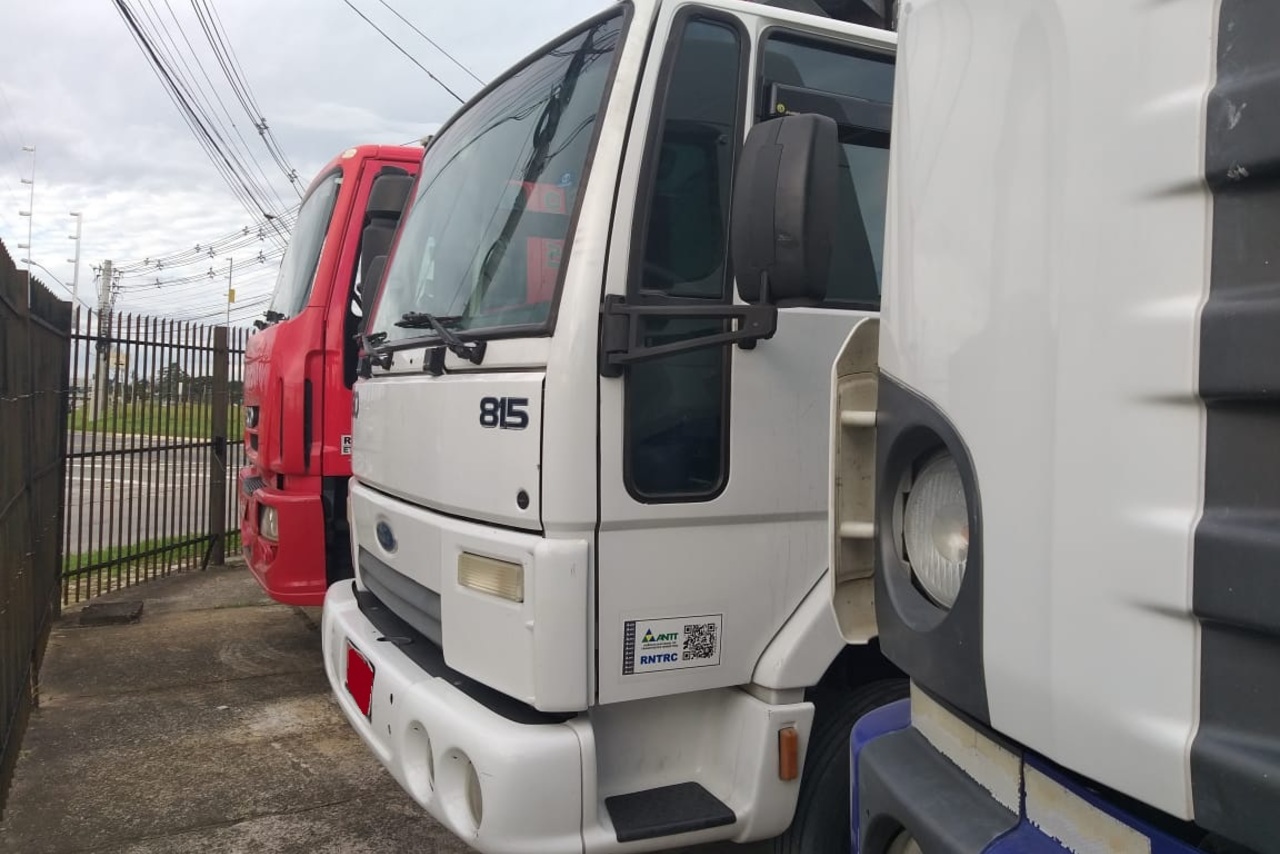 Ford Cargo815 - 12/12 4