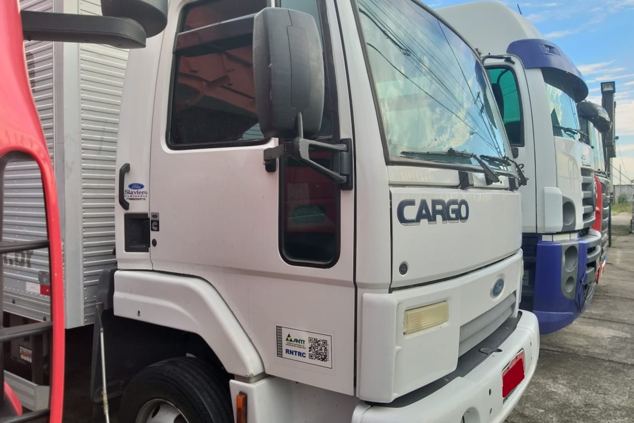 Ford Cargo815 - 12/12 6