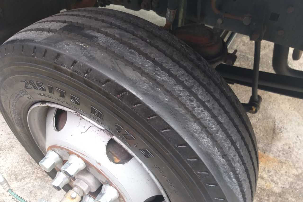 Ford Cargo815 - 12/12 15
