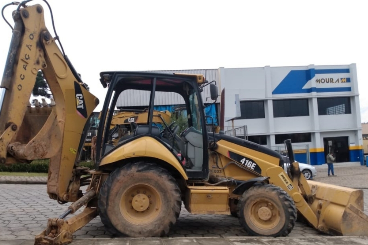 Caterpillar 416E - 13 2
