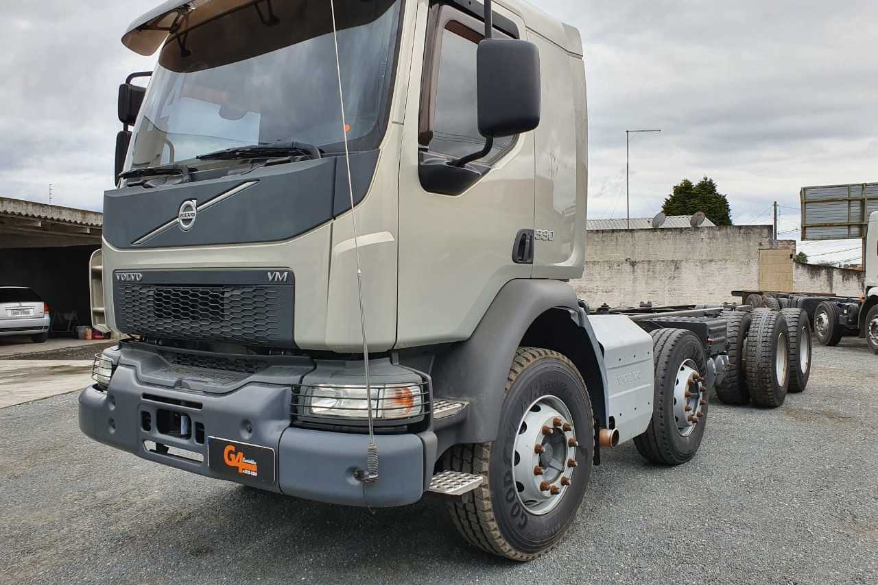 Volvo VM330 - 14/14 6