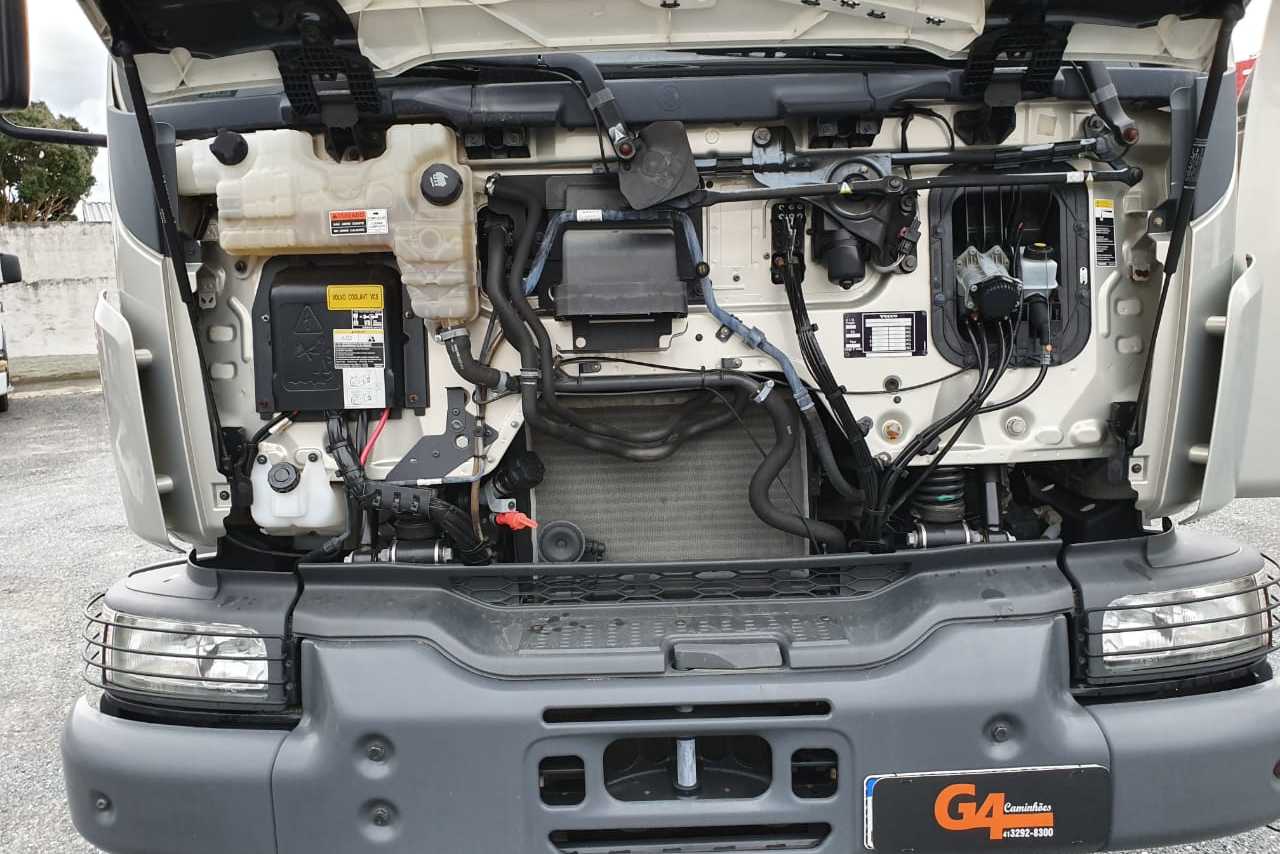 Volvo VM330 - 14/14 12