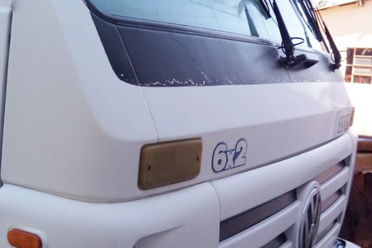 Volkswagen 23 210 - 04/04 10