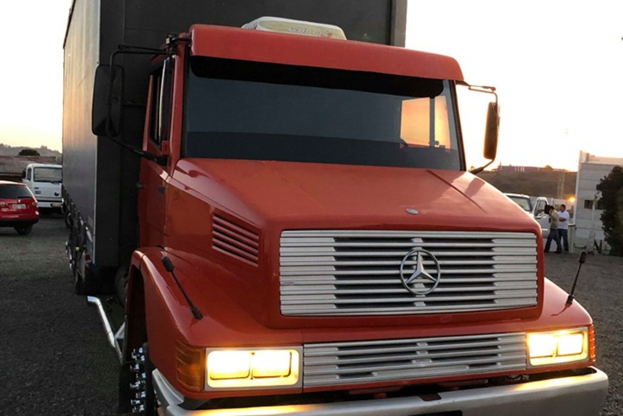 Mercedes Benz MB 1218 - 94/94 4