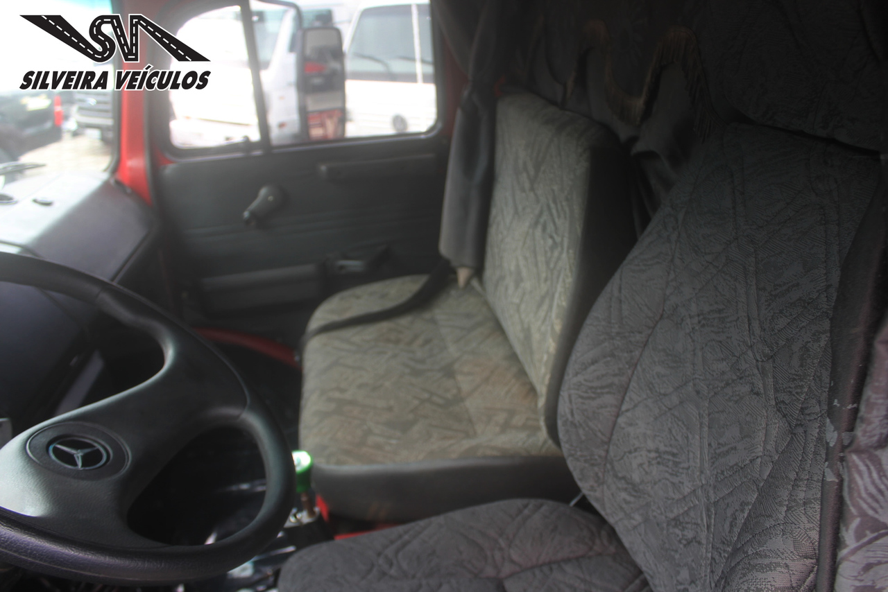 Mercedes Benz MB 1518 - 88/88 13