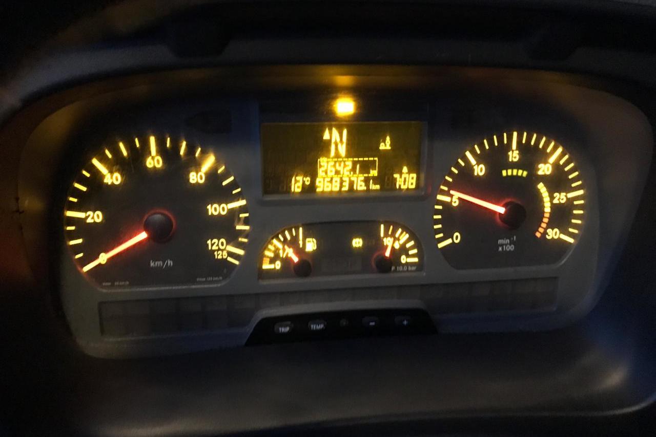 Mercedes Benz Atego 2425 - 09/09 7