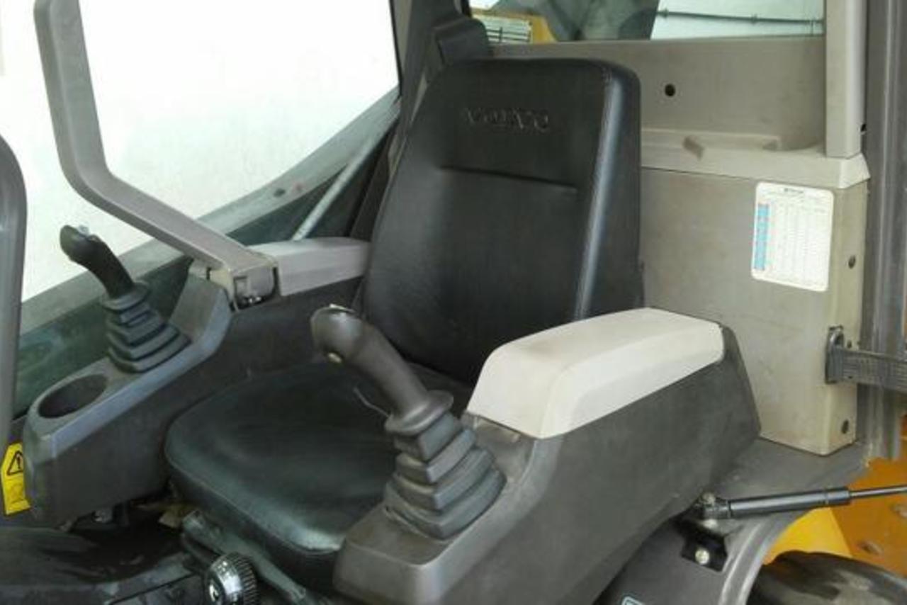 Volvo MC85C - 13/13 3