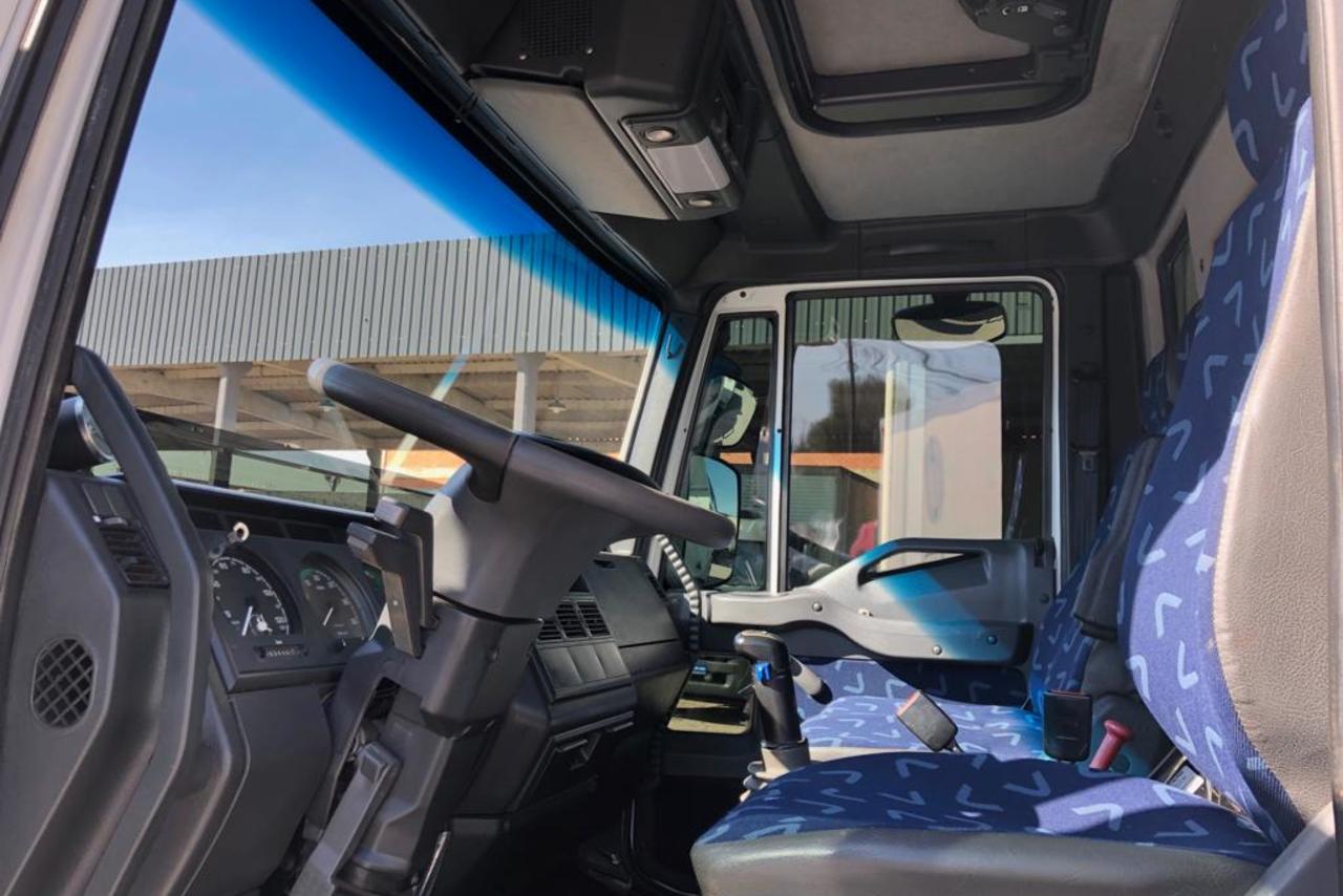 Iveco Tector 260 - 14/14 12
