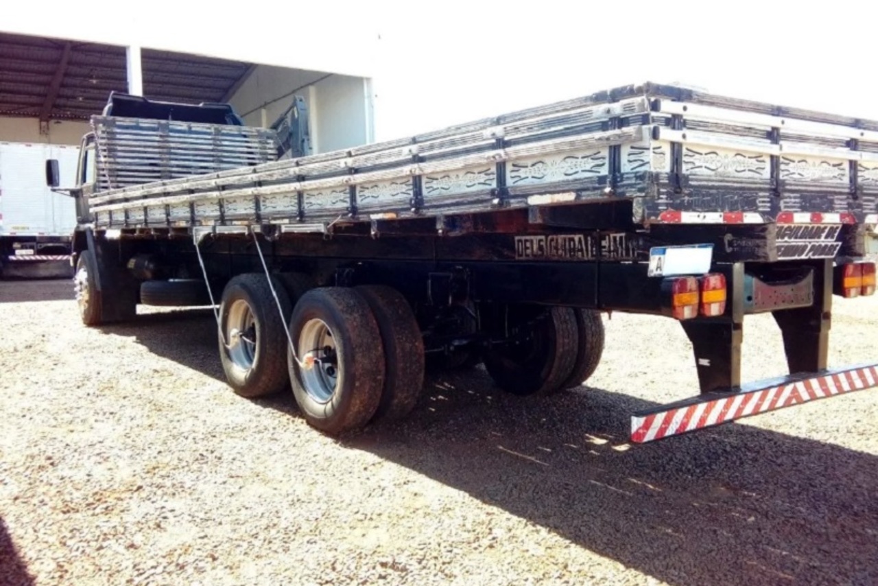 Ford Cargo2428 - 06/06 5
