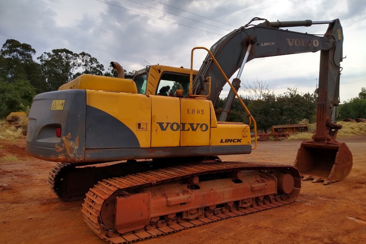 Volvo EC210BLC - 09/10 11