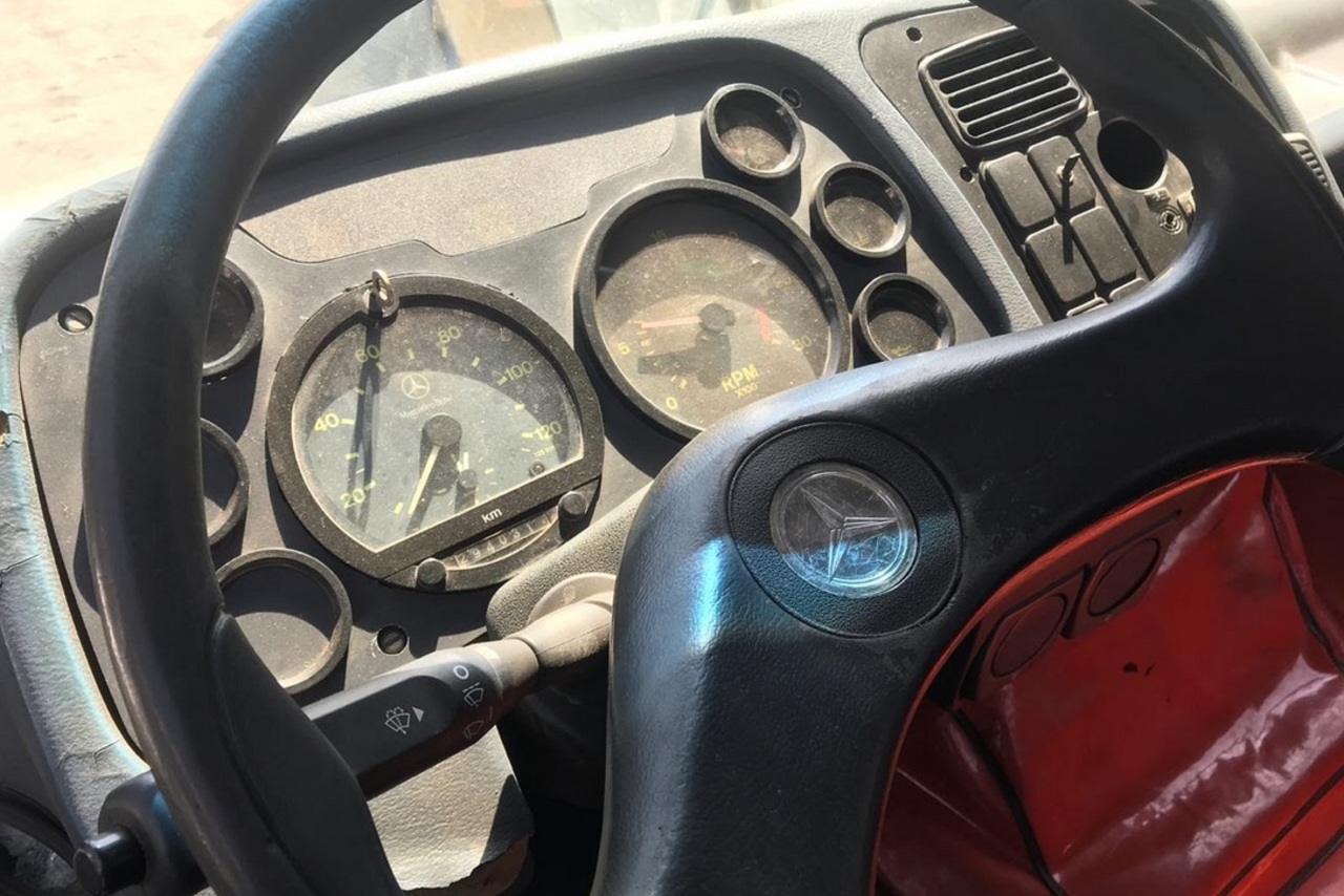 Mercedes Benz MB 1620 - 03/03 6