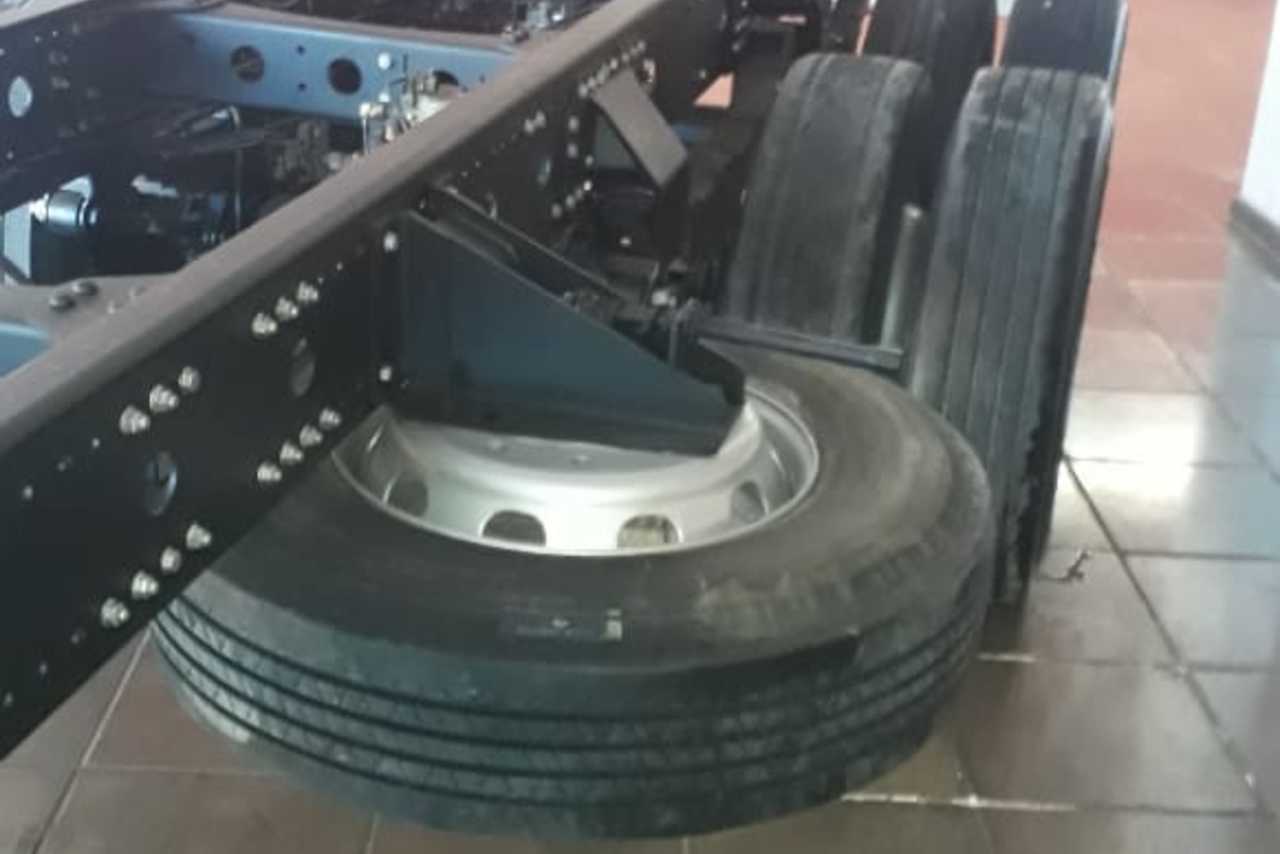 Mercedes Benz Atego 2425 -  6