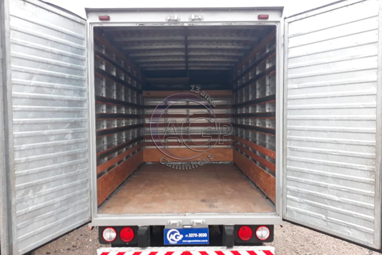 KIA UK 2500 - 12/13 14