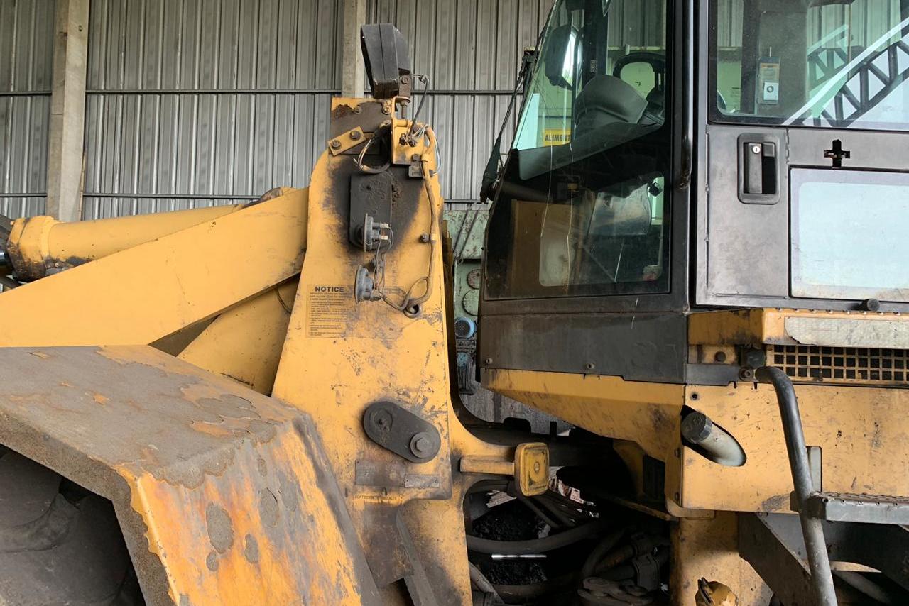 Caterpillar  938 - 04/04 2
