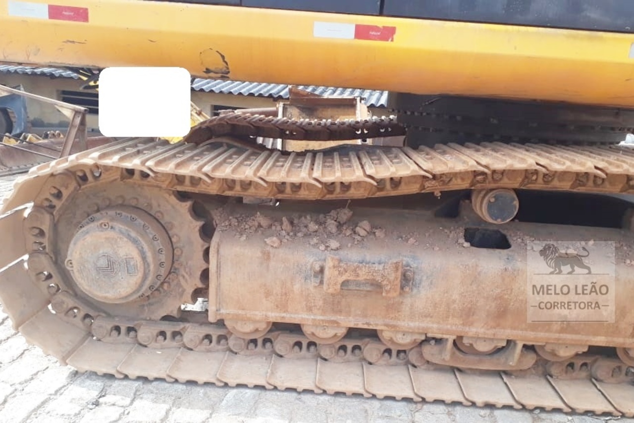 JCB JS330LC - 08/08 7