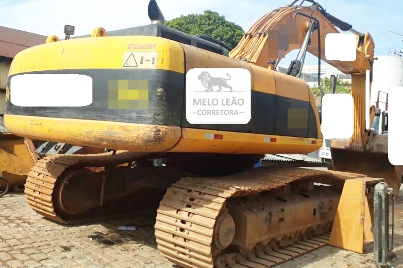 JCB JS330LC - 08/08 8