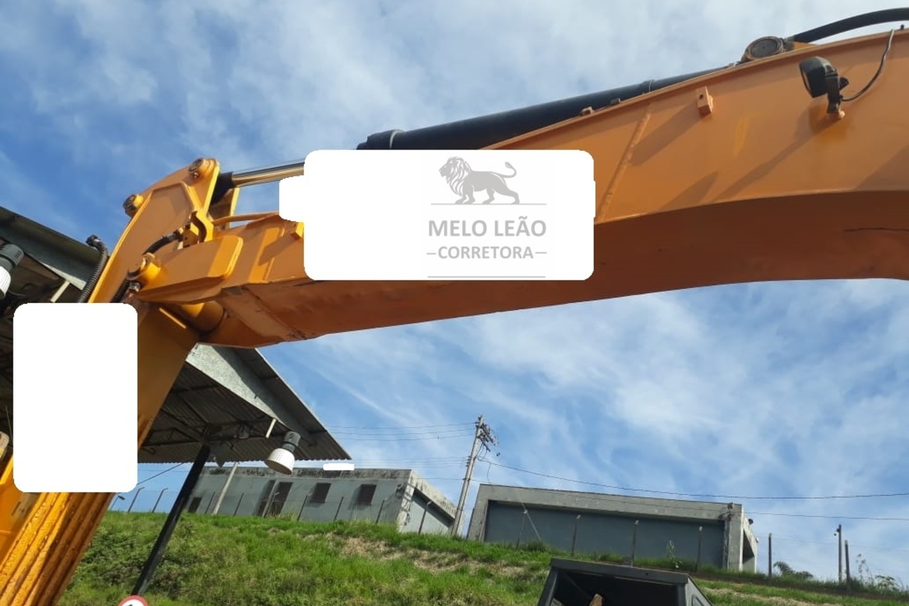 JCB JS330LC - 08/08 10