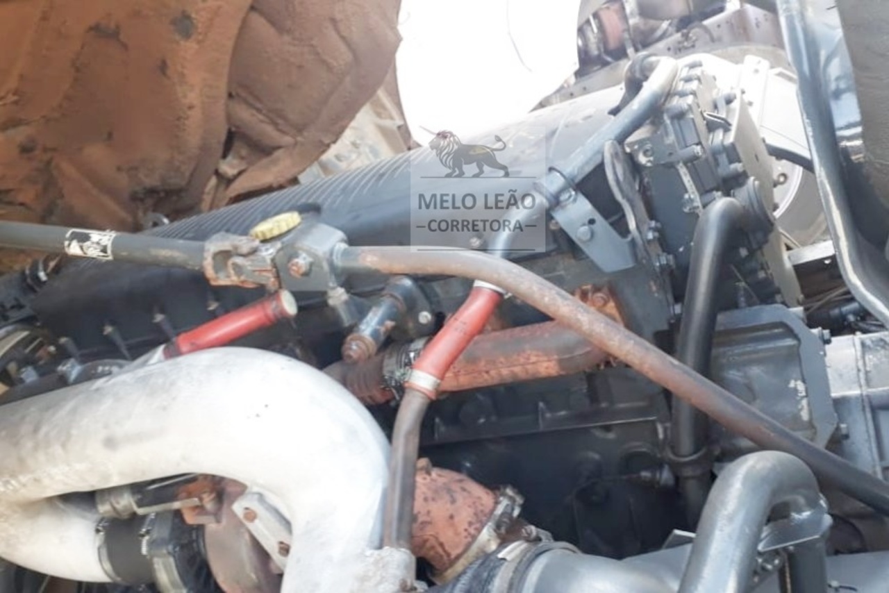 JCB JS330LC - 08/08 12