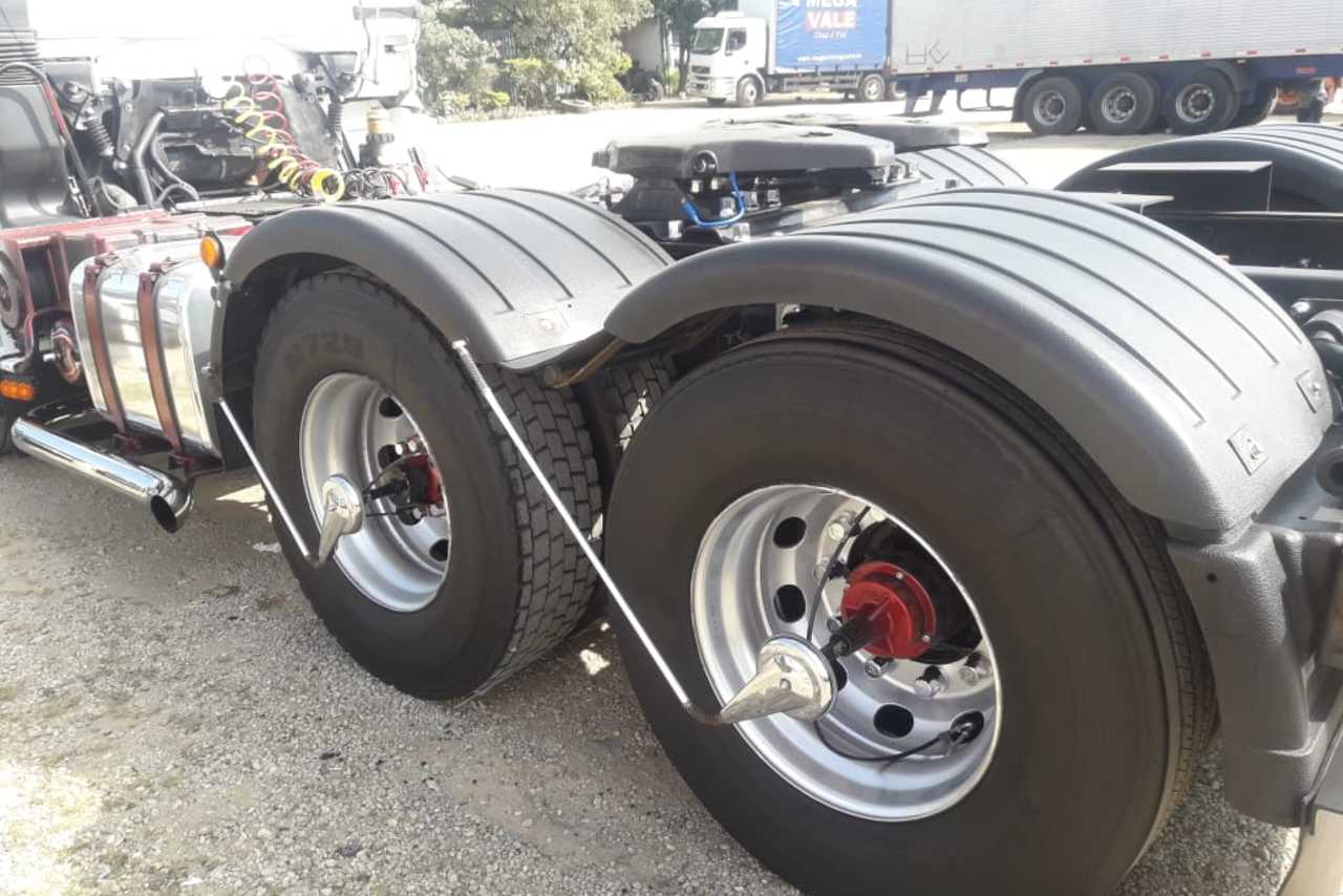 Volkswagen 25 390 - 14/14 7