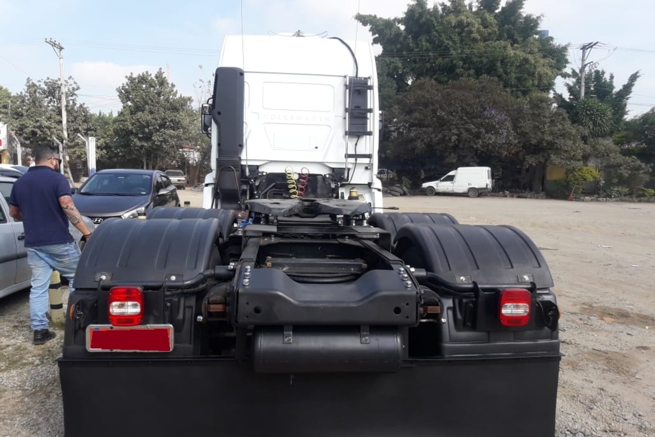 Volkswagen 25 390 - 14/14 10