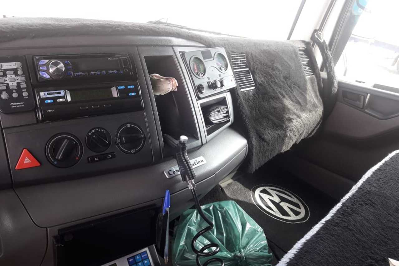 Volkswagen 25 390 - 14/14 13