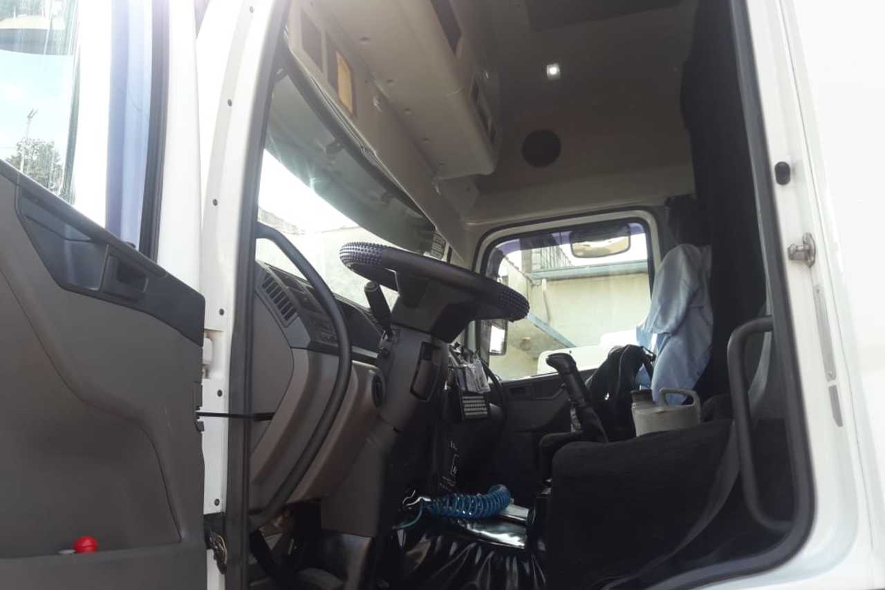 Volkswagen 25 390 - 14/14 16
