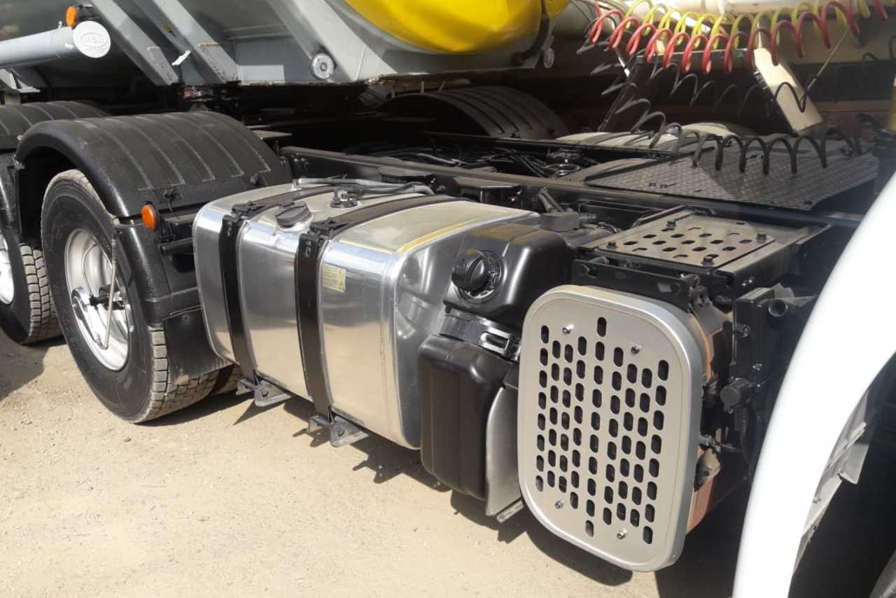 Volkswagen 25 390 - 14/14 19