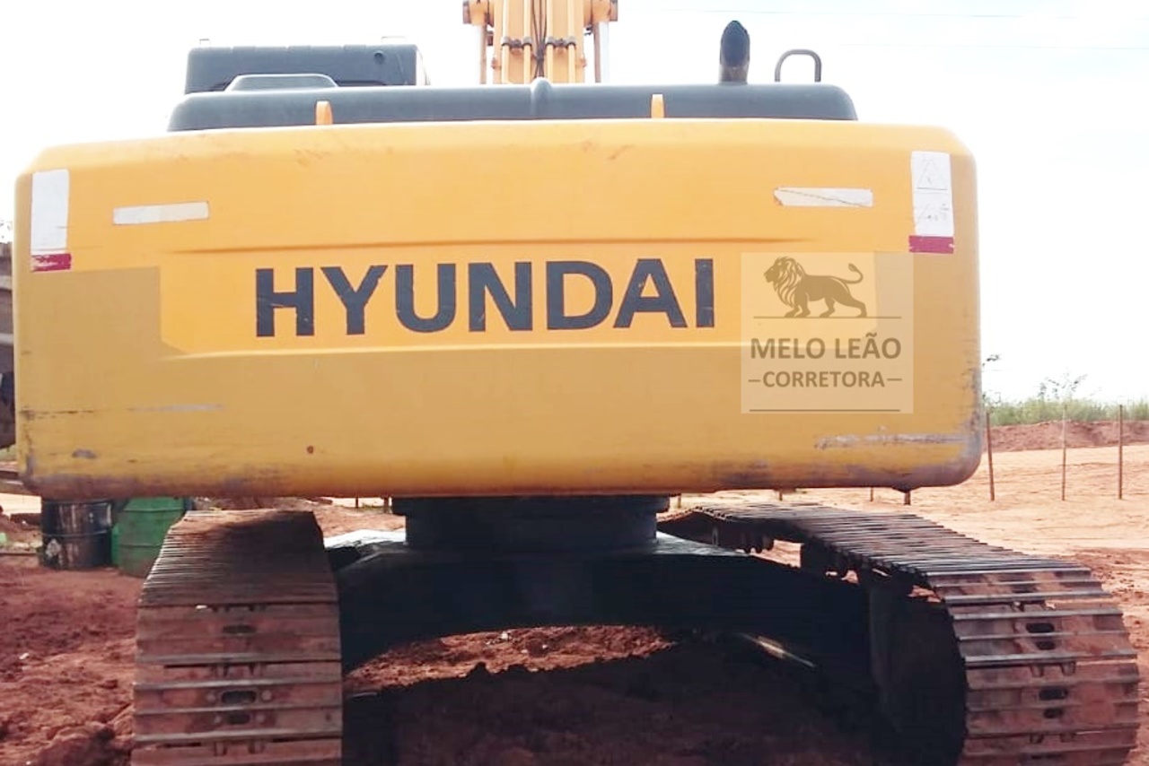Hyundai R250 - 09/09 5