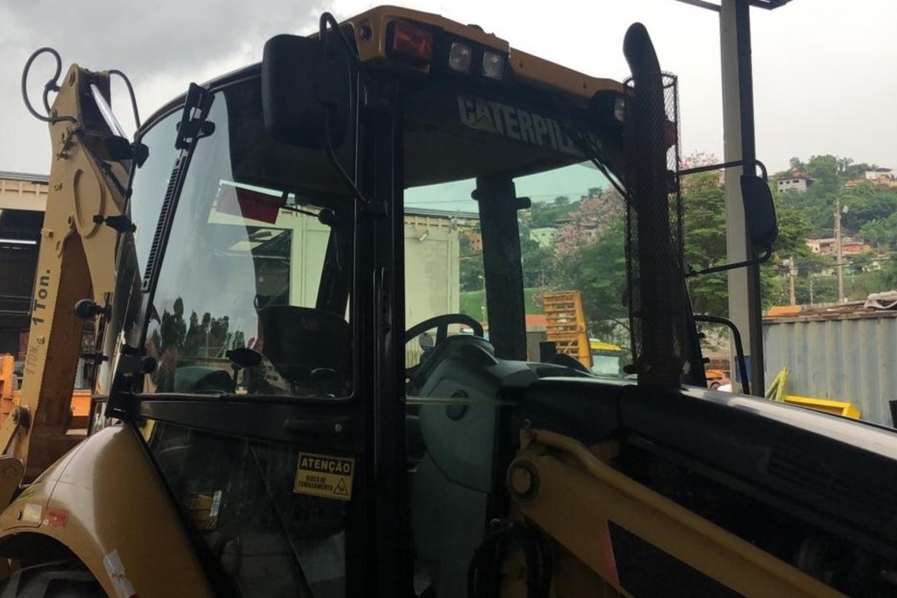 Caterpillar 416E - 13/13 10