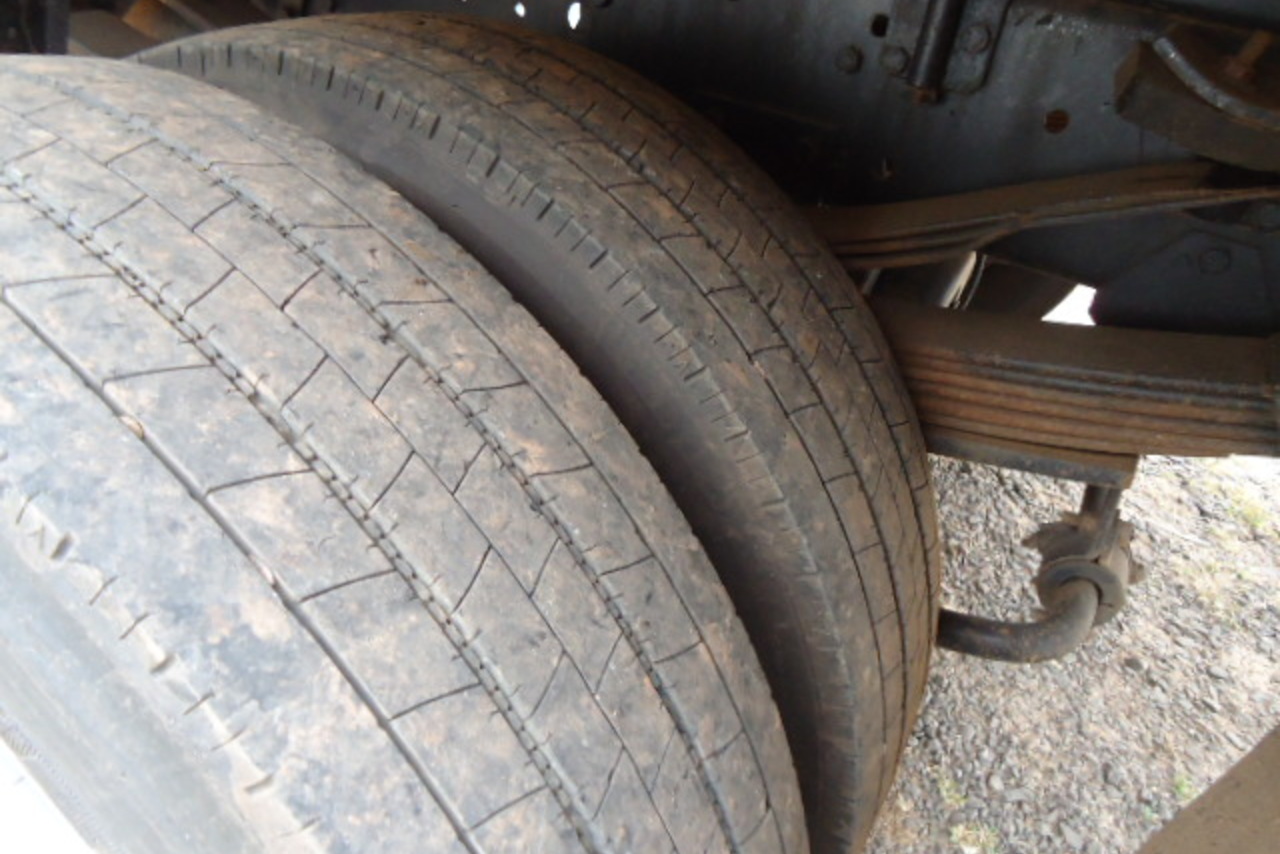 Volkswagen 8 150 - 02/02 9
