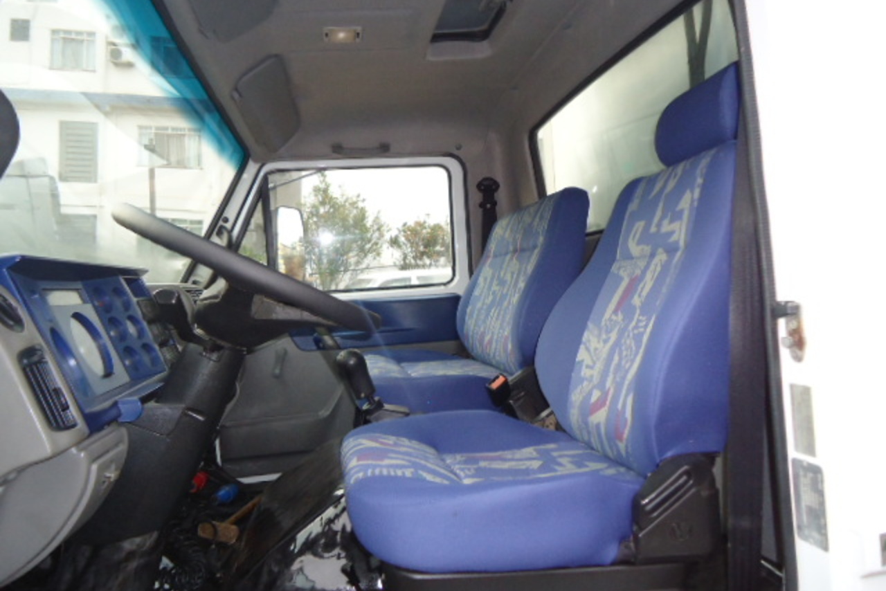 Volkswagen 8 150 - 02/02 10