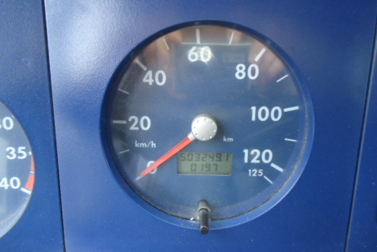 Volkswagen 8 150 - 02/02 11
