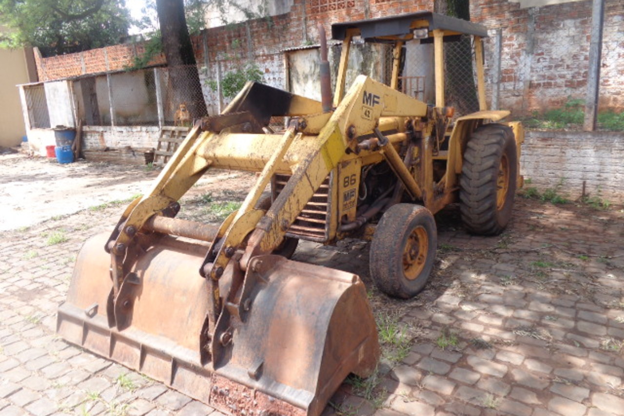 Massey Ferguson Pula Pula - 86/86 2