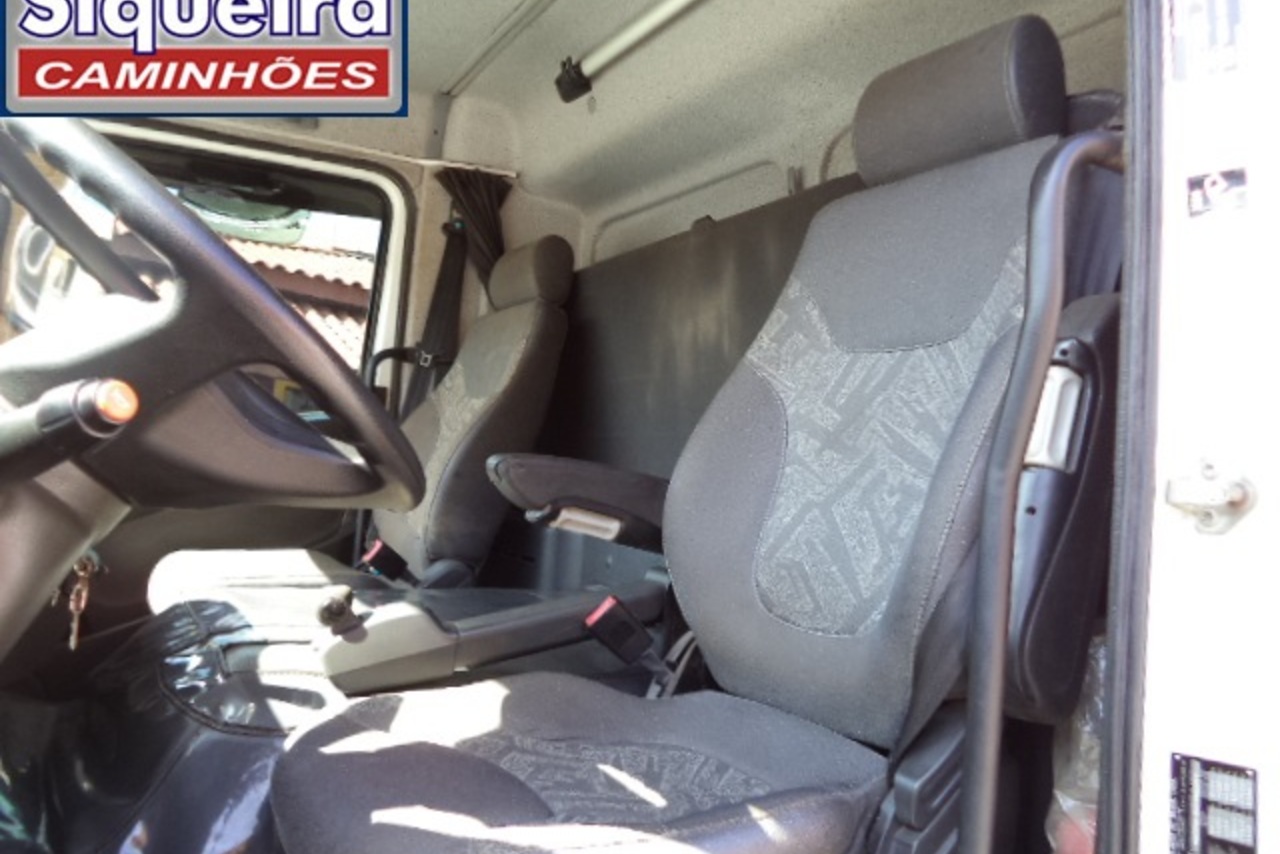 Mercedes Benz Atego 2430 - 14/14 10